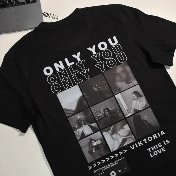 Готовая футболка PRINTILLA после проверки качества печати